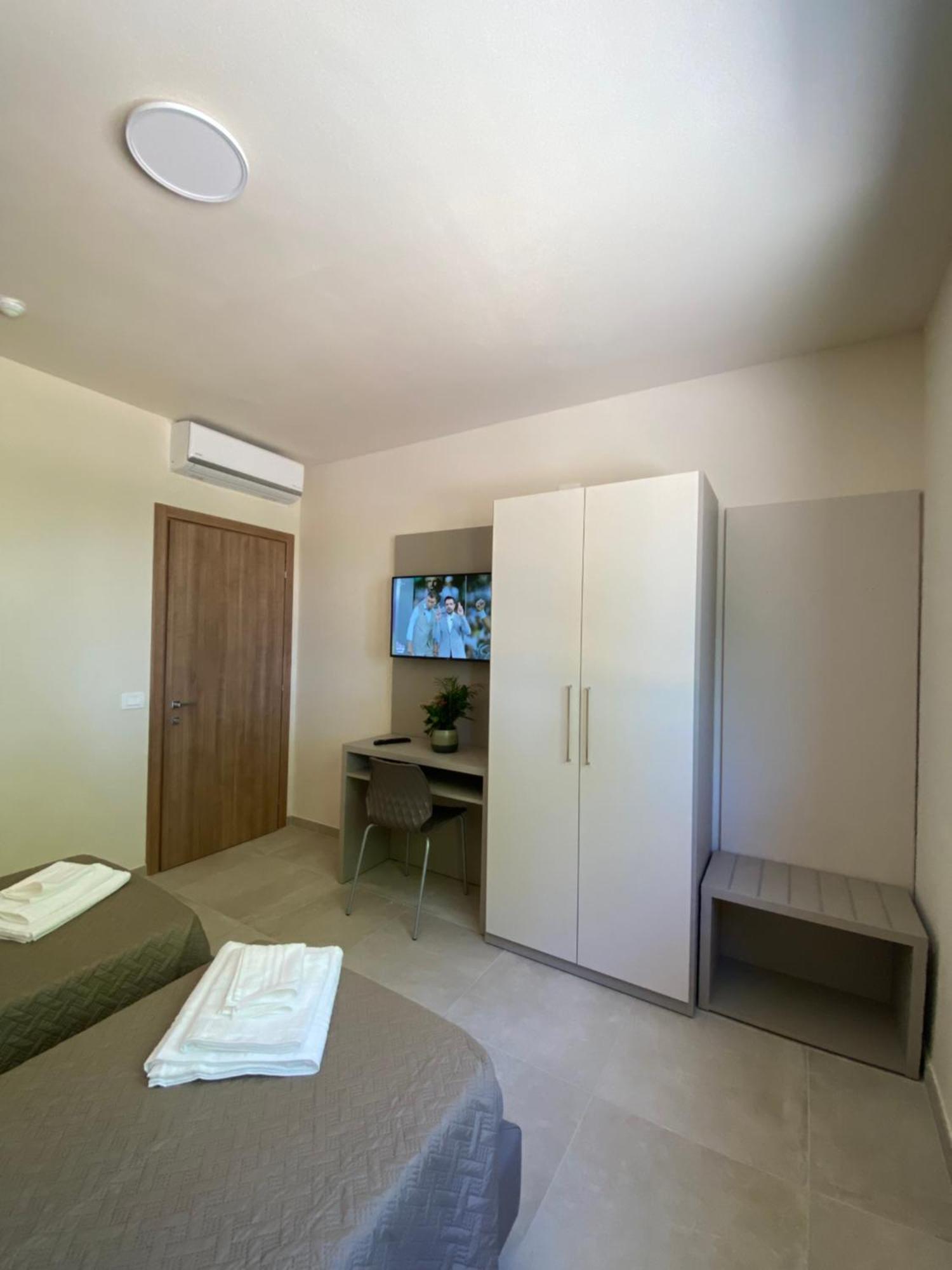 Residence Montefeltro La Torraccia Екстер'єр фото